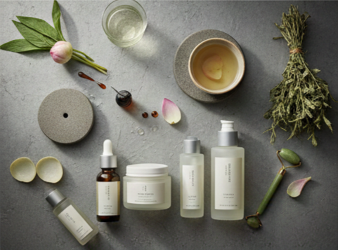 Modern Hanbang skincare products featuring ginseng and herbal ingredients for MZ generation wellness.